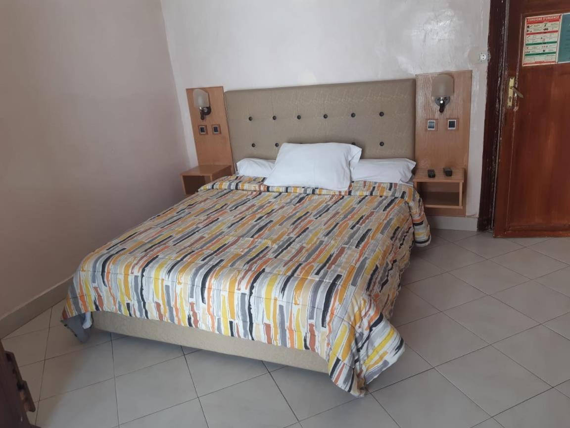 Hotel Velleda الرباط المظهر الخارجي الصورة